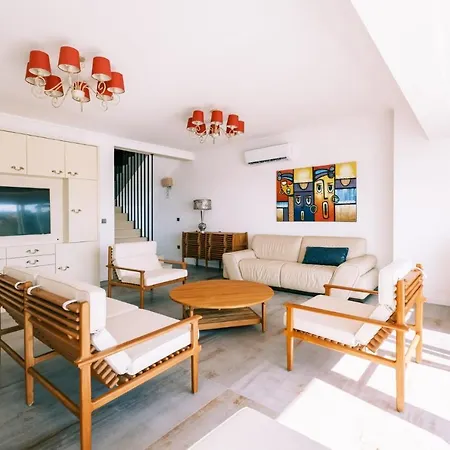 Villa Chic W Patio Pool 3 Min To Beach In Bodrum *